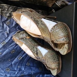 Alexander Birman hill size 9. Real python leather